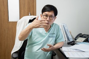 [인터뷰H] 안강 서울안강병원 대표원장 "AI로 골든타임 확보" - 뉴스 썸네일 이미지