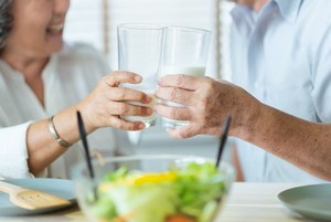 "잘 먹는 것도 건강"...고령층 위한 '부드러운 한 끼' 주목 - 뉴스 썸네일 이미지